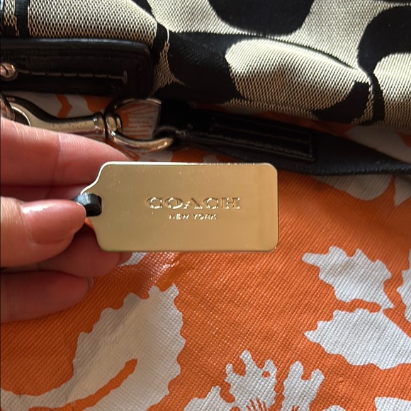 Coach Bags Coach Black And Gold Hang Tag Poshmark coach-bags-coach-black-and-gold-hang-tag-poshmark